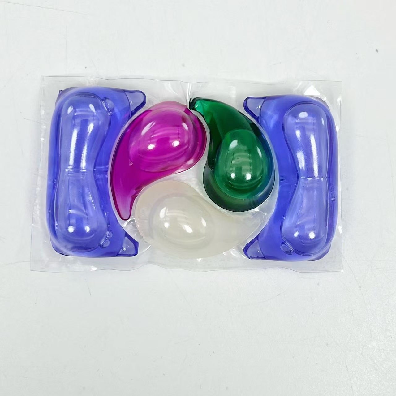 C&aacute;psulas de lavanderia 5 em 1 15g, 18g, 20g
