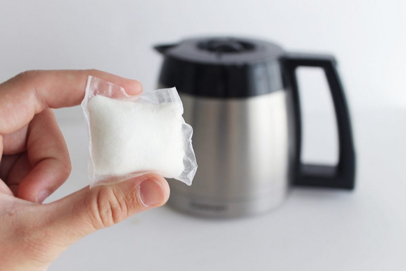 Hvordan reng&oslash;r man kaffekande med opvaskemaskine?