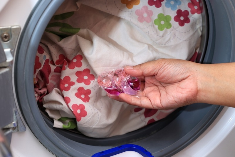 I baccelli del sapone da bucato uccidono le pulci?
