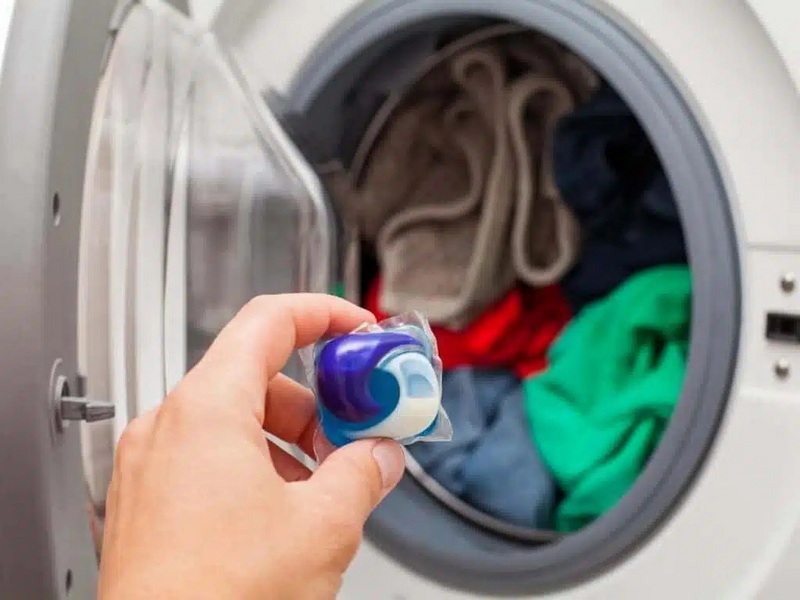 Como funcionam as c&aacute;psulas de detergente para a roupa?