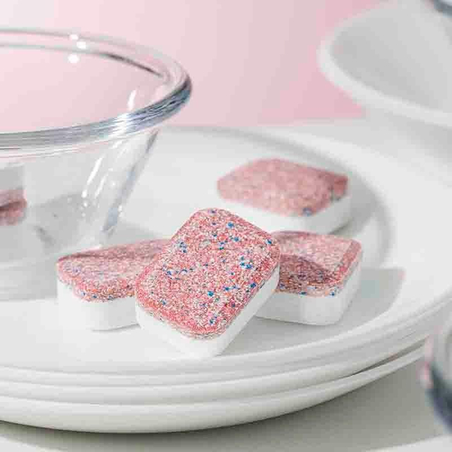 Tablettes pour lave-vaisselle rouge cramoisi